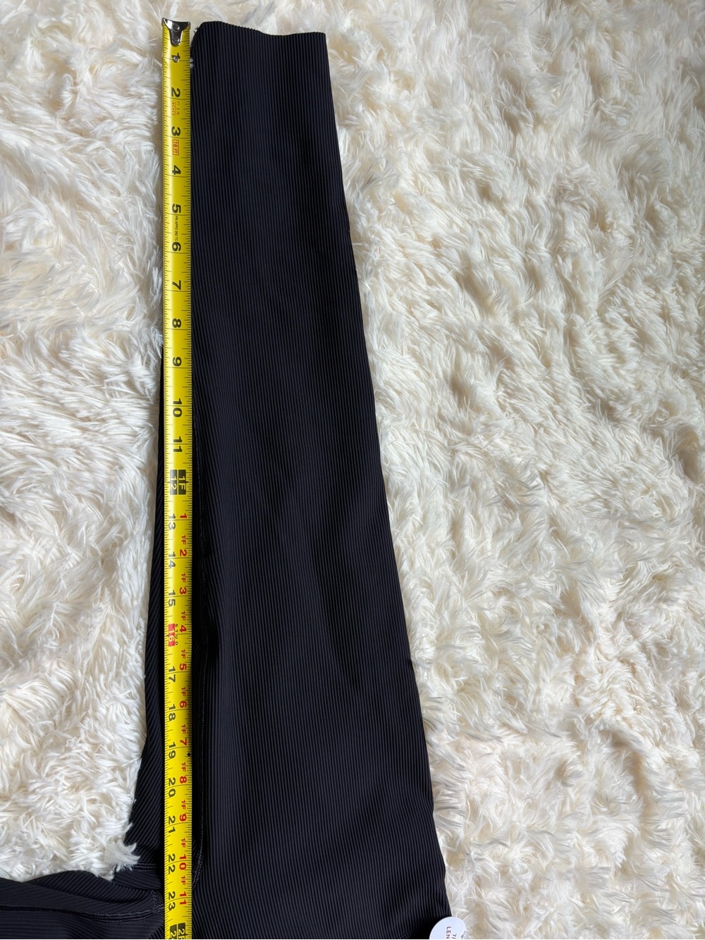 Spanx Booty Boost Contour Rib 7/8 Leggings Womens M Very Black NWT - Picture 7 of 7